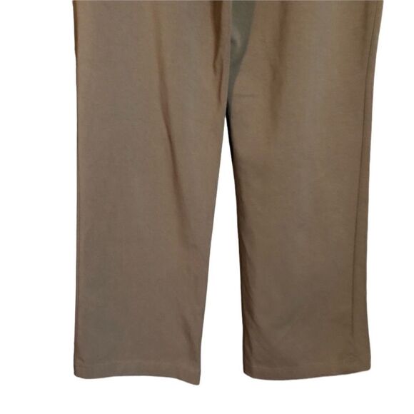 L.L.Bean brown lyrca pants. Size Medium - Picture 10 of 13